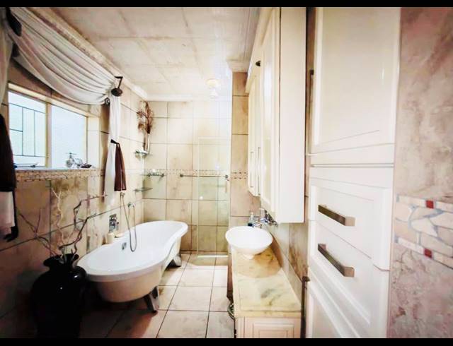 20,256M² SMALLHOLDING FOR SALE IN DALMADA AH